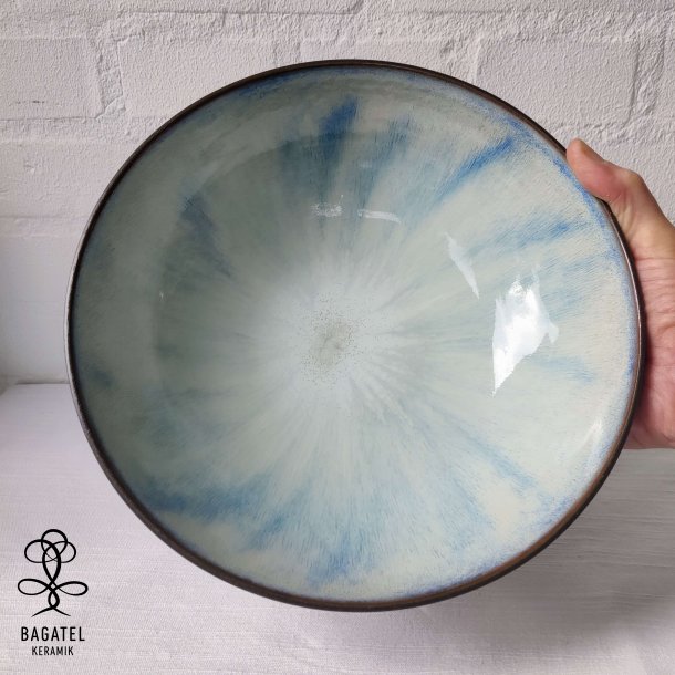 Skl i hvid/bl med rt ydre (: 25)