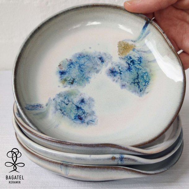 Skeens hvile, hvid med lir (: 15 cm)