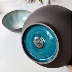 S�t med 2 store sk�le (�: 23 og 25 cm)